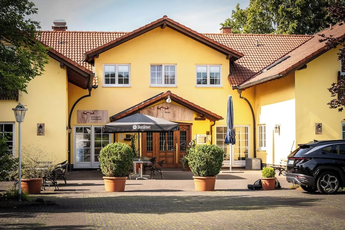 Image of Hotel Company
