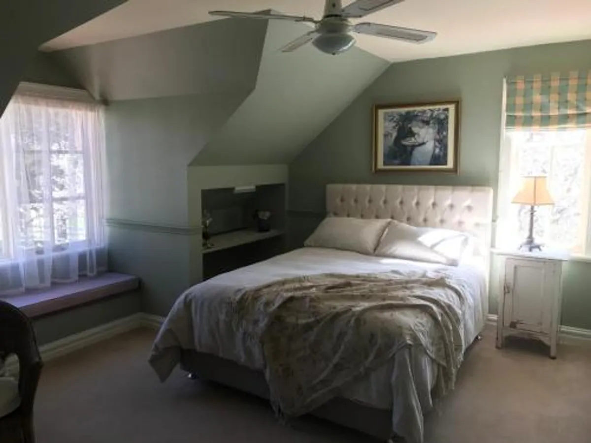 Image of Hawk's Nest Bed & Breakfast