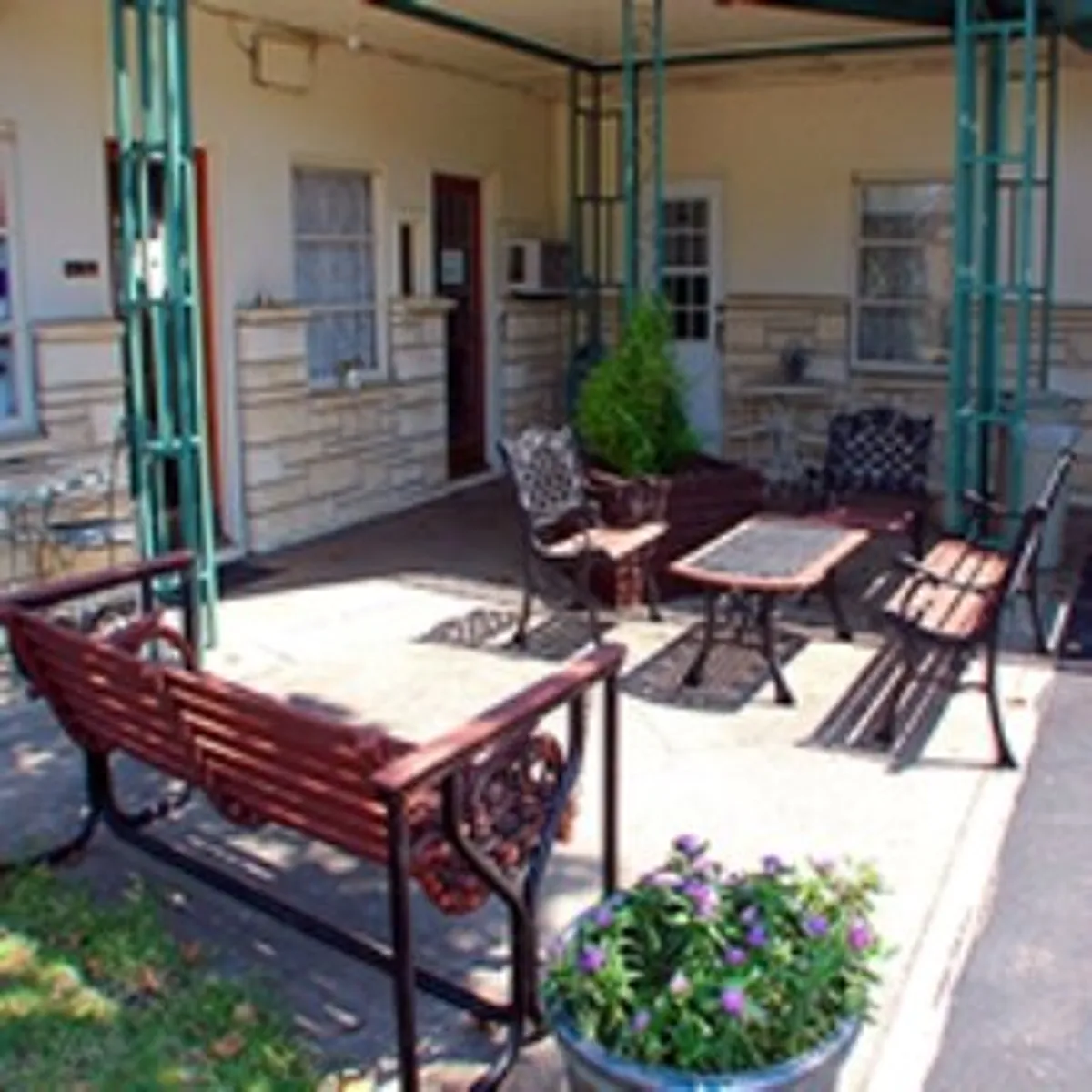 Image of Budget Host Deluxe Inn Fredericksburg
