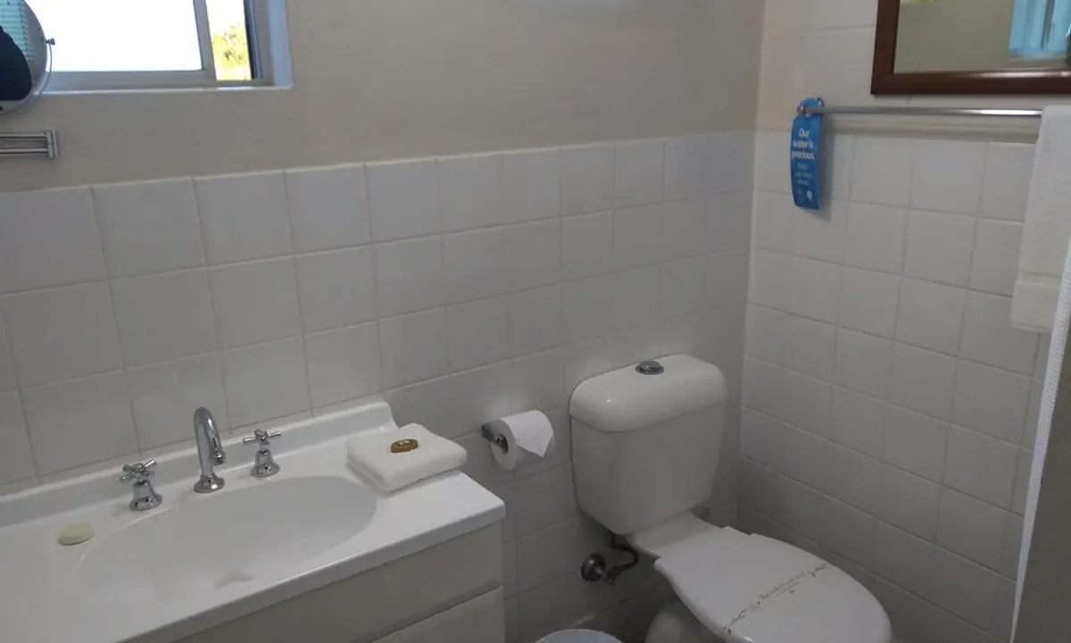 Image of Kew Motel