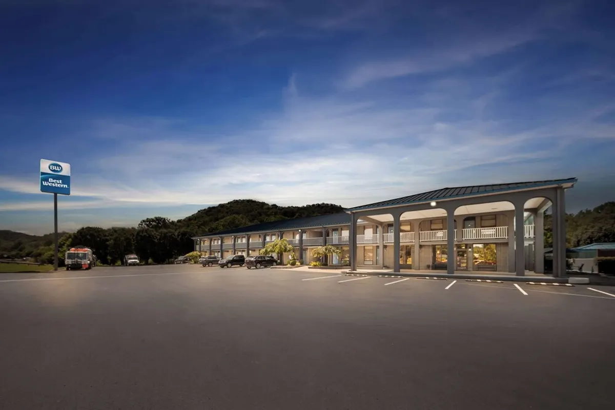 Image of Best Western Wilderness Trail Inn