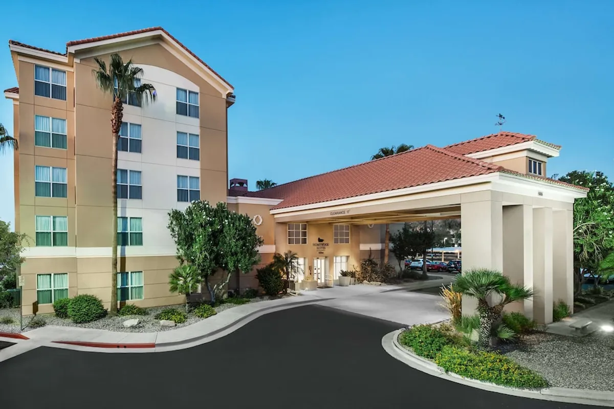 Image of Homewood Suites by Hilton Phoenix-Metro Center