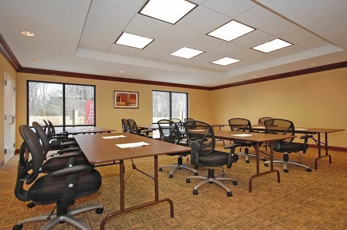 Image of Comfort Suites Vestal Near University