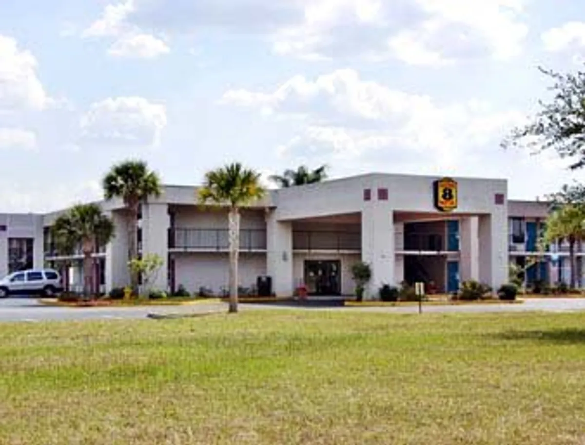 Image of Super 8 Motel - Cocoa Beach Area