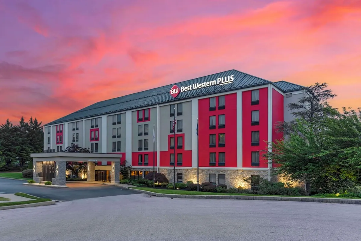 Image of Holiday Inn Express Hotel & Suites York