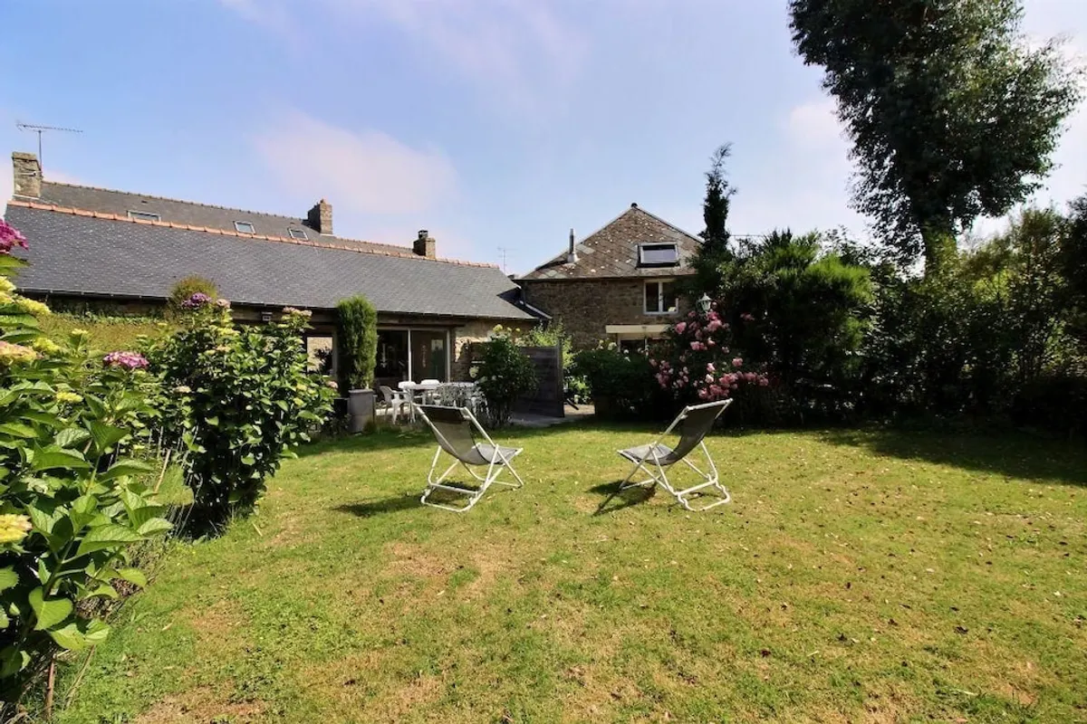 Image of Le clos des hortensias