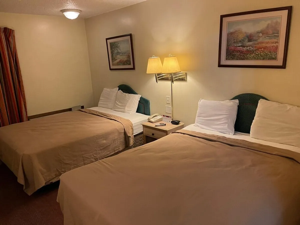Image of Travelodge Inn & Suites by Wyndham Muscatine