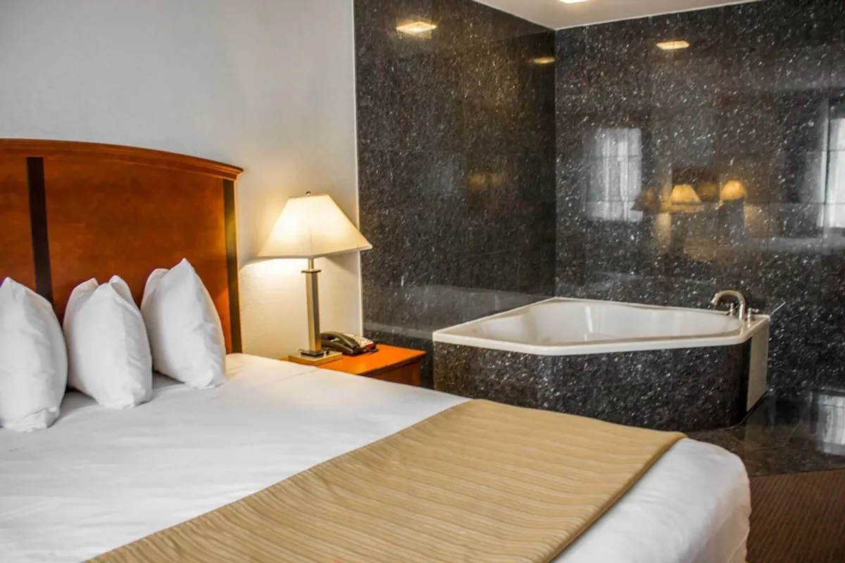 Image of Quality Inn Long Island City - Astoria