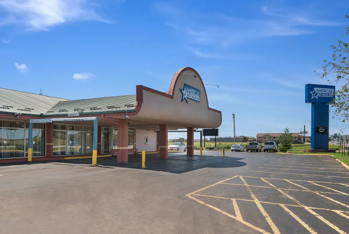 Image of AMERICAS BEST VALUE INN ST. JOSEPH AT I-29