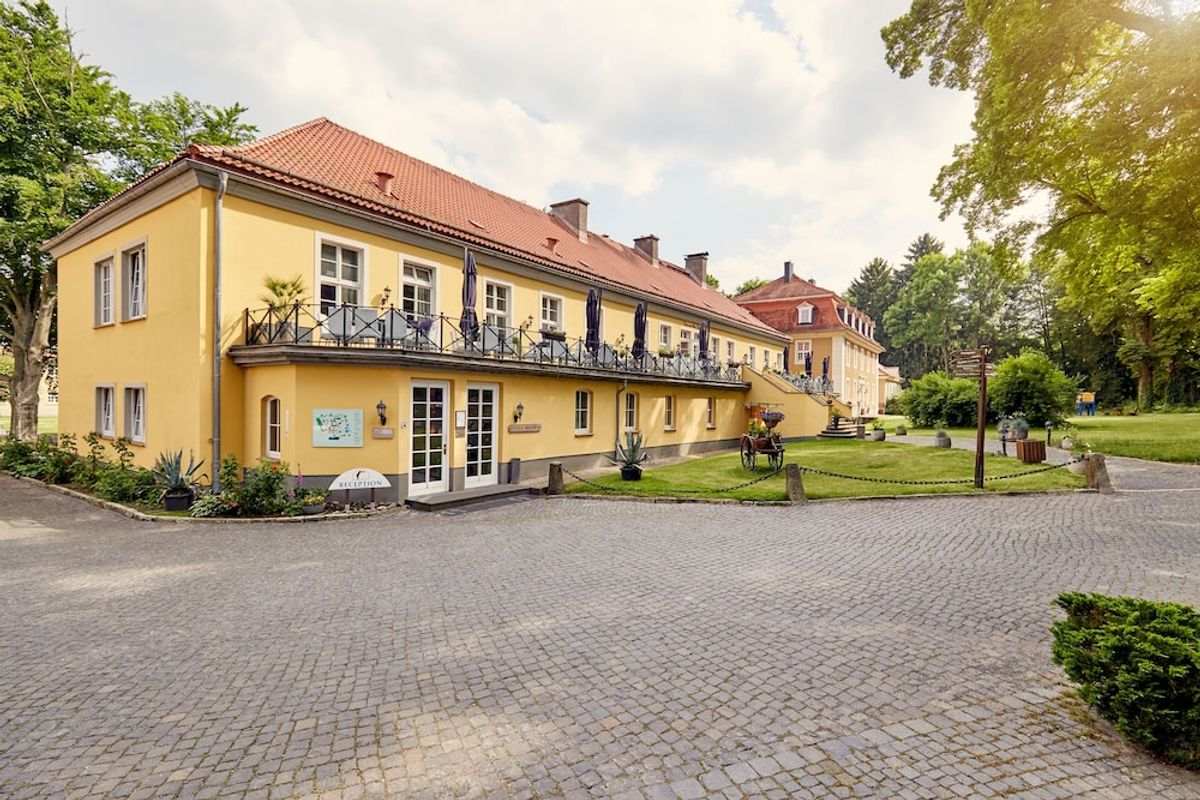Image of Bernstein Schloss Meisdorf