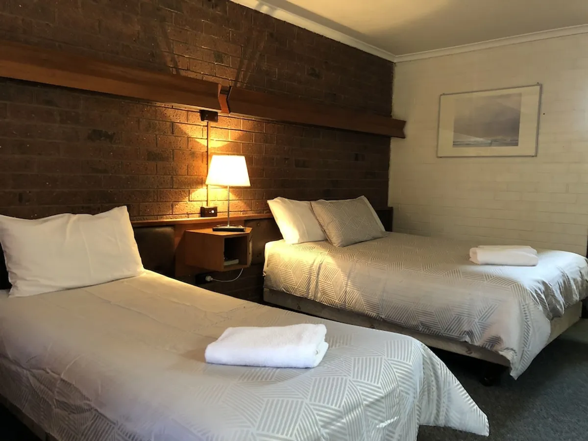 Image of Red Steer Hotel Motel Wagga Wagga