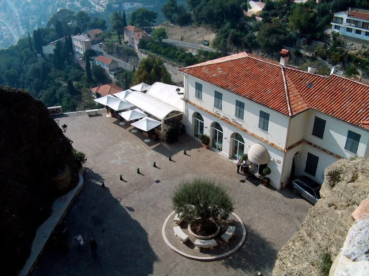 Image of Les Deux Frères