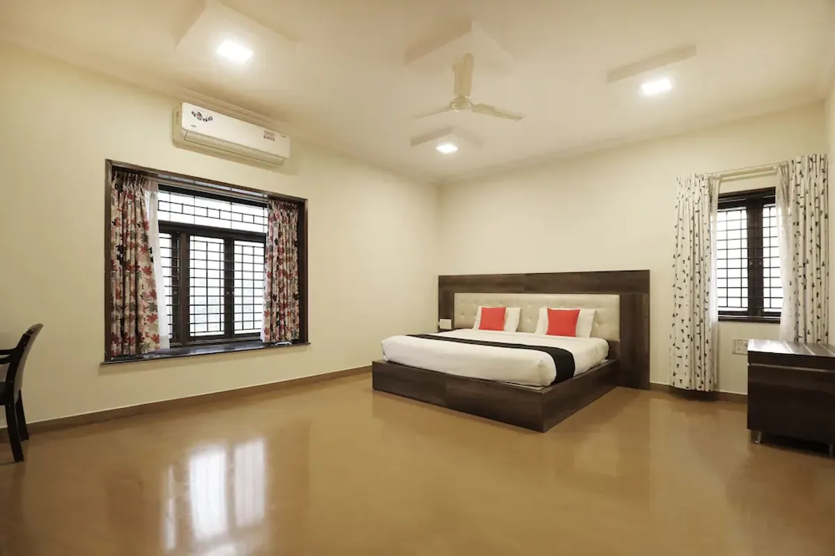 Image of Royal Serenity