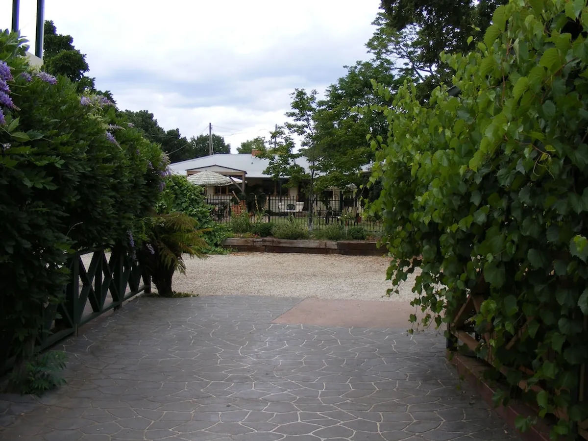 Image of Coach House Inn