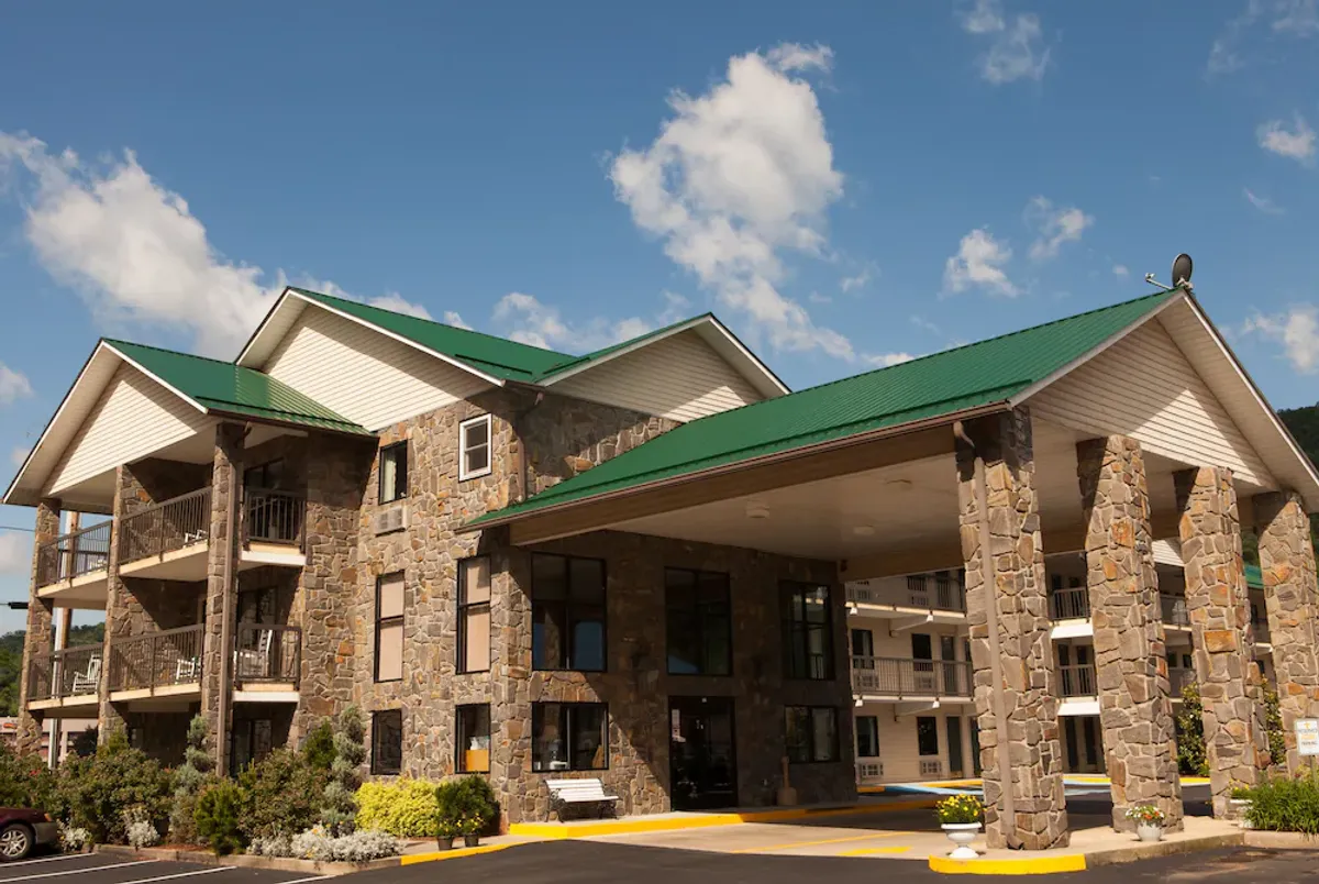 Image of The Cherokee Lodge Motel