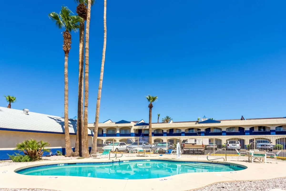 Image of Days Inn by Wyndham Airport - Phoenix