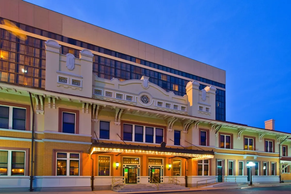 Image of Pensacola Grand Hotel