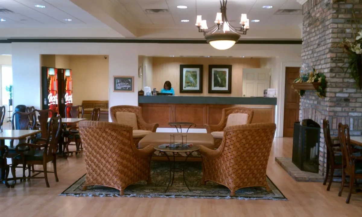 Image of Richmond Suites Hotel