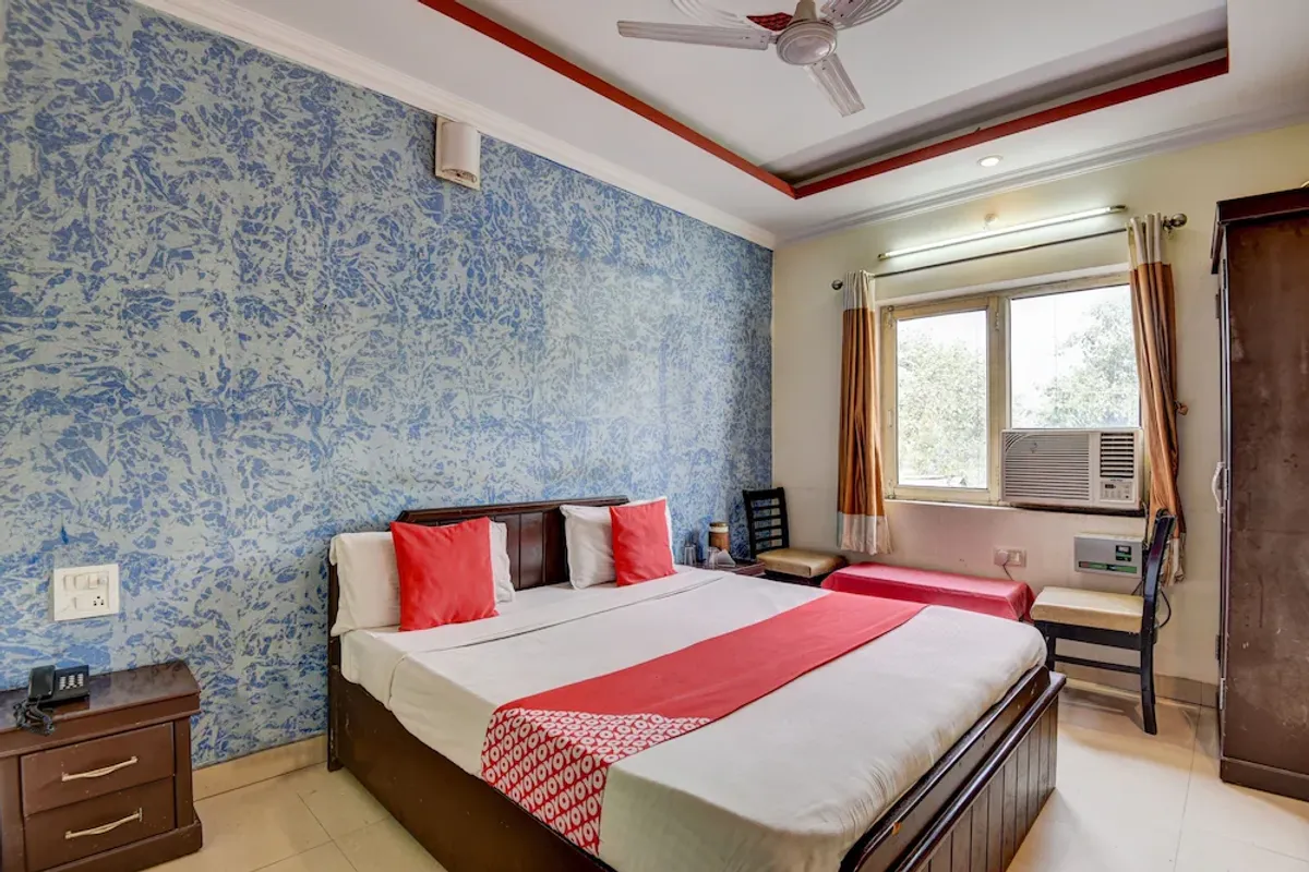 Image of OYO 4073 Hotel Esskay