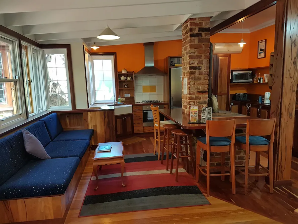 Image of Admiral Stirling Inn