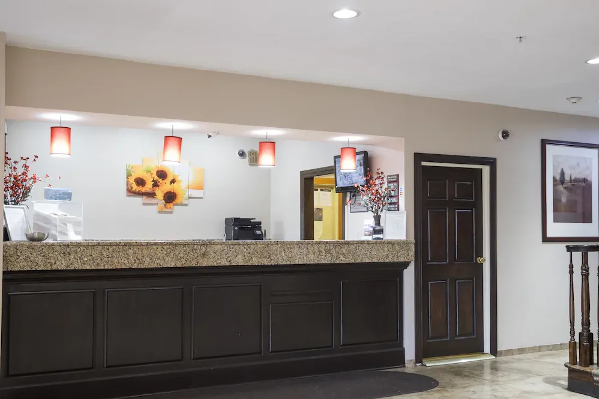 Image of Country Inn & Suites by Radisson, Matteson, IL