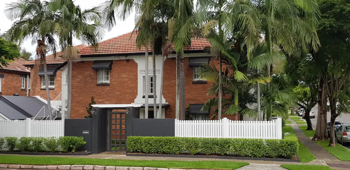 Image of Edward Lodge New Fam