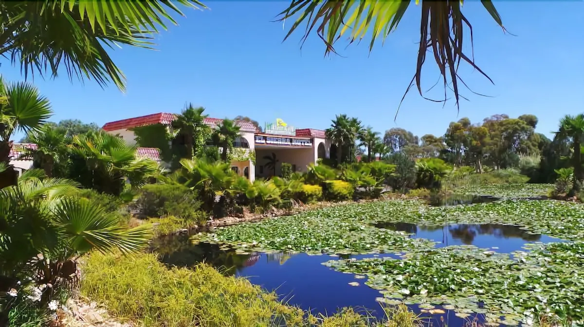 Image of El Sierra Motel