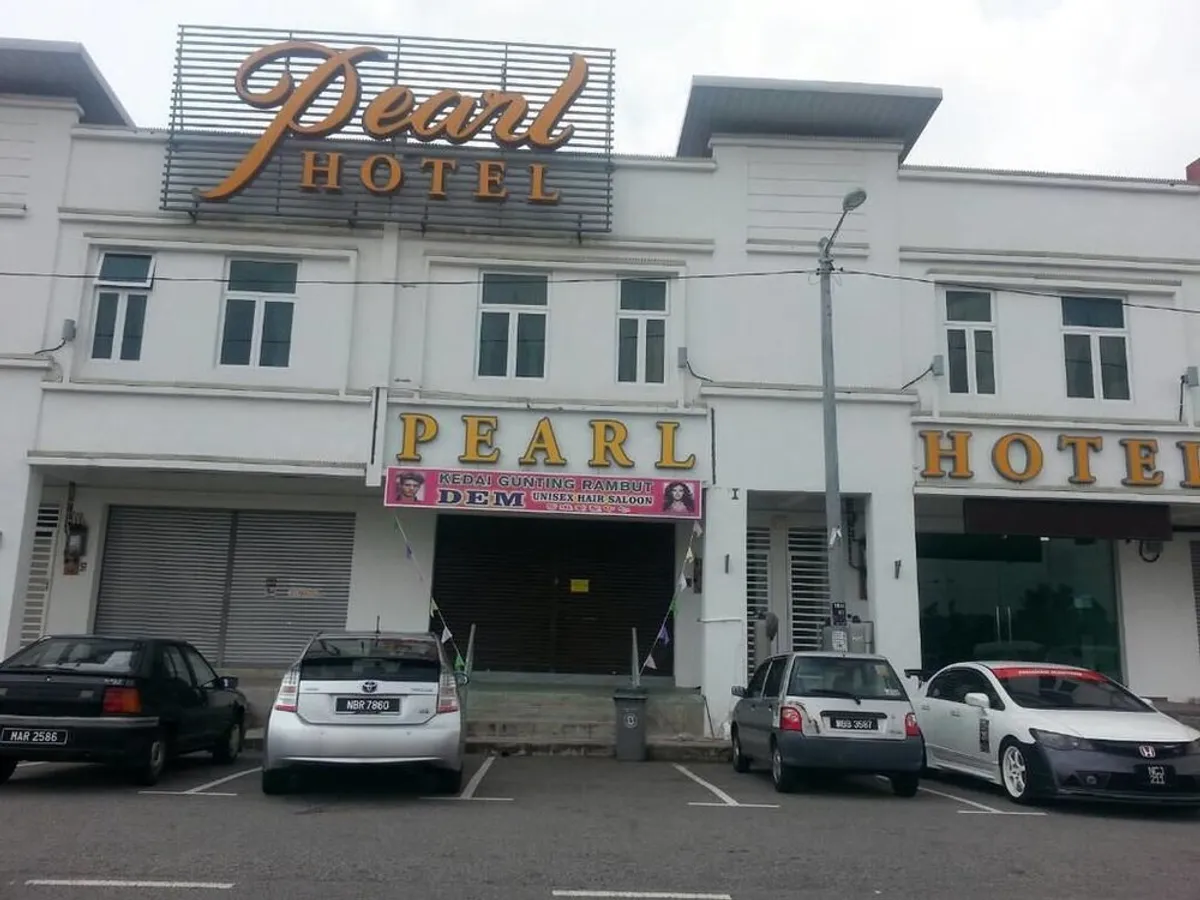 Image of Pearl Hotel