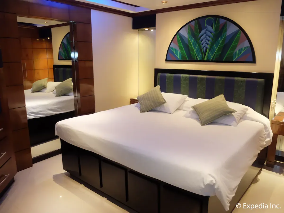 Image of Fields Walking Street Hotel