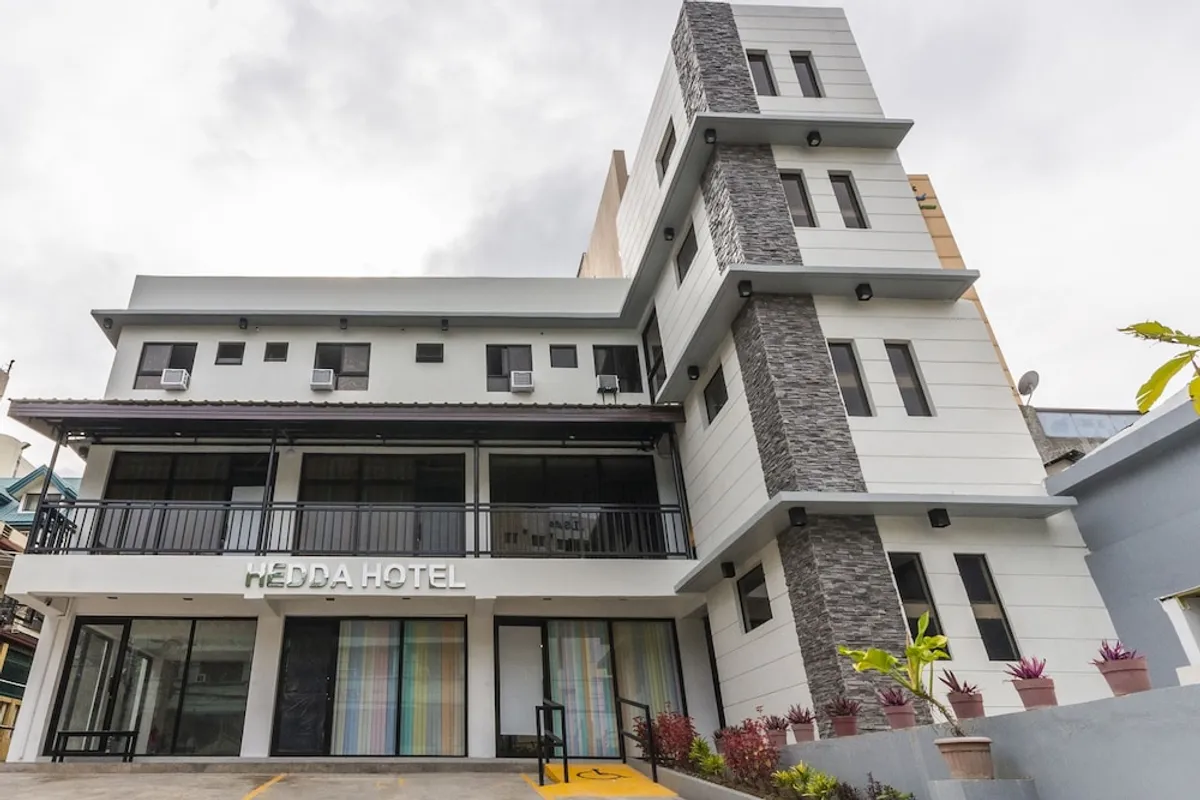 Image of Hedda Hotel by OYO Rooms