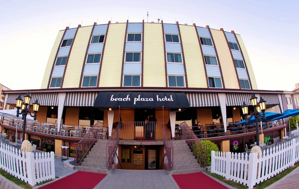 Image of Phillips Beach Plaza Hotel