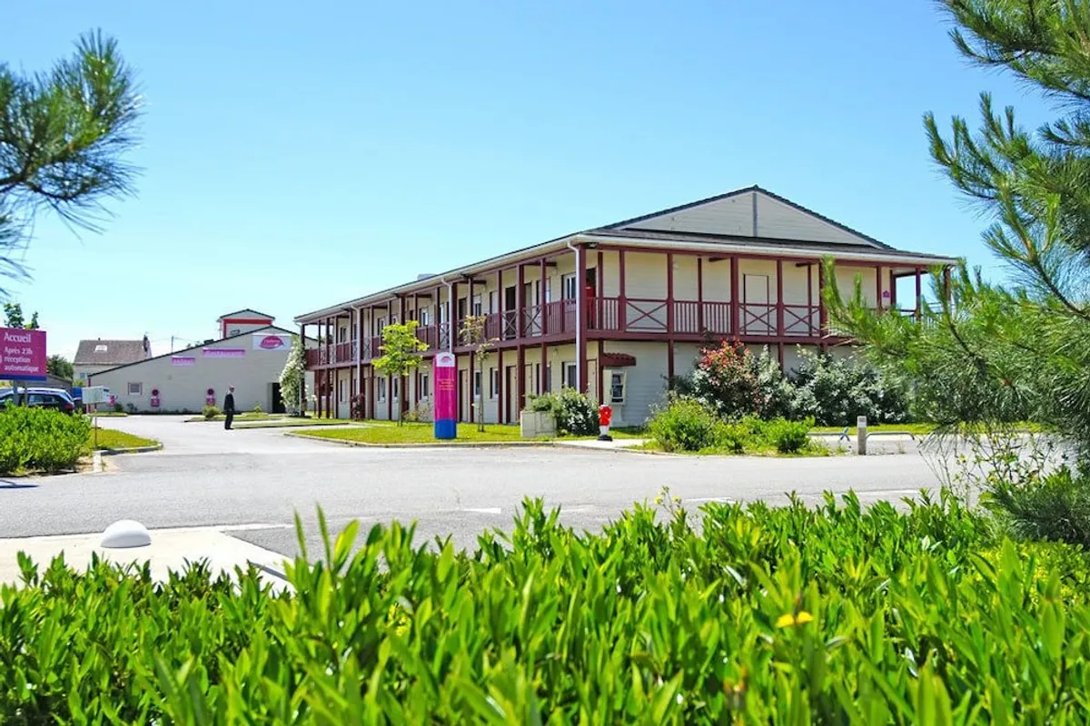 Image of Adonis Budget Pornichet