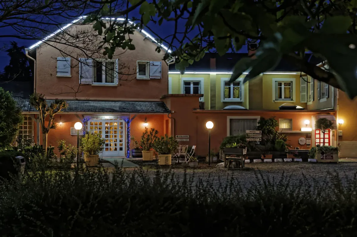 Image of Hôtel Les Pyrénées - Restaurant La Pergola