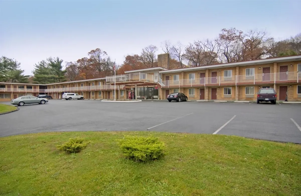 Image of Americas Best Value Inn-Wethersfield/Hartford