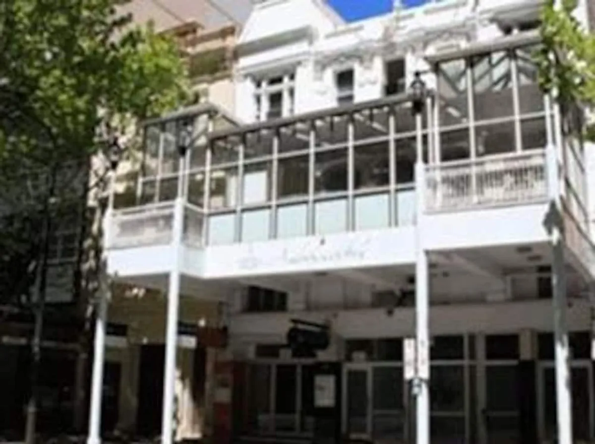 Image of Ambassadors Hotel