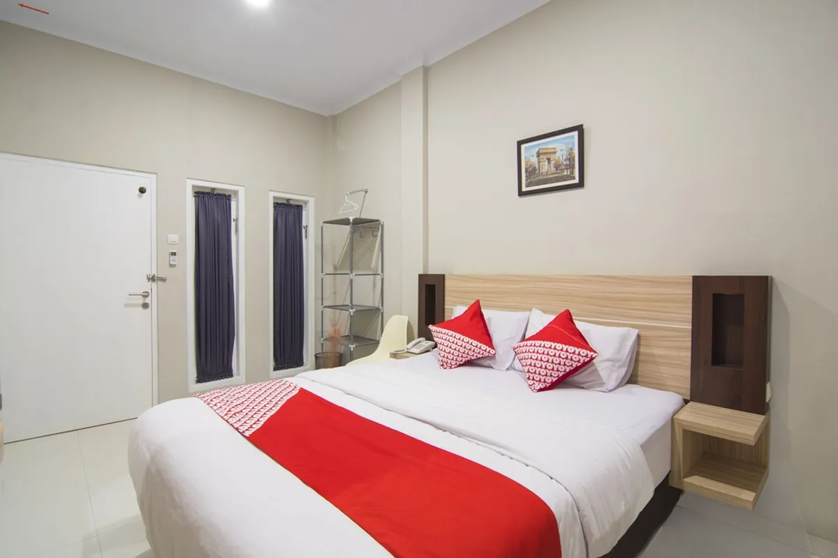 Image of Urbanview Stay at H jakal by RedDoorz