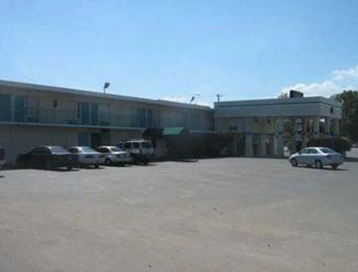 Image of Knights Inn  Alvin TX