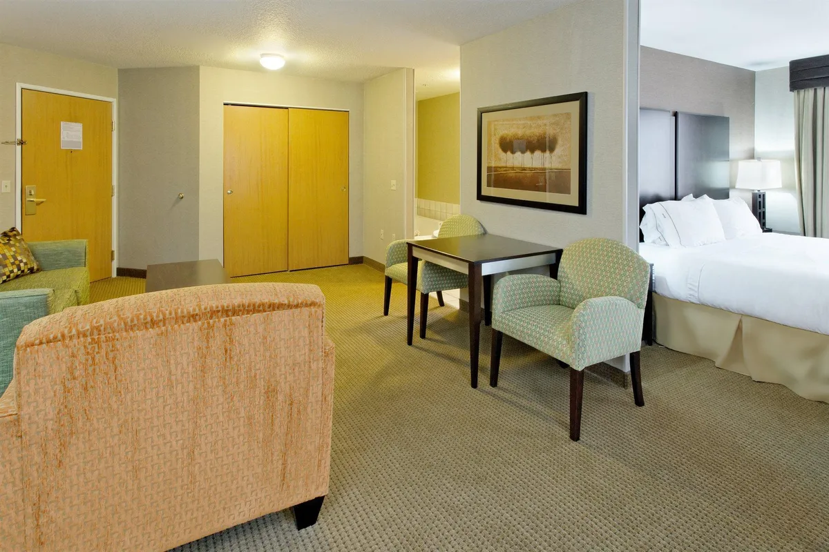 Image of Creekside Hotel & Suites