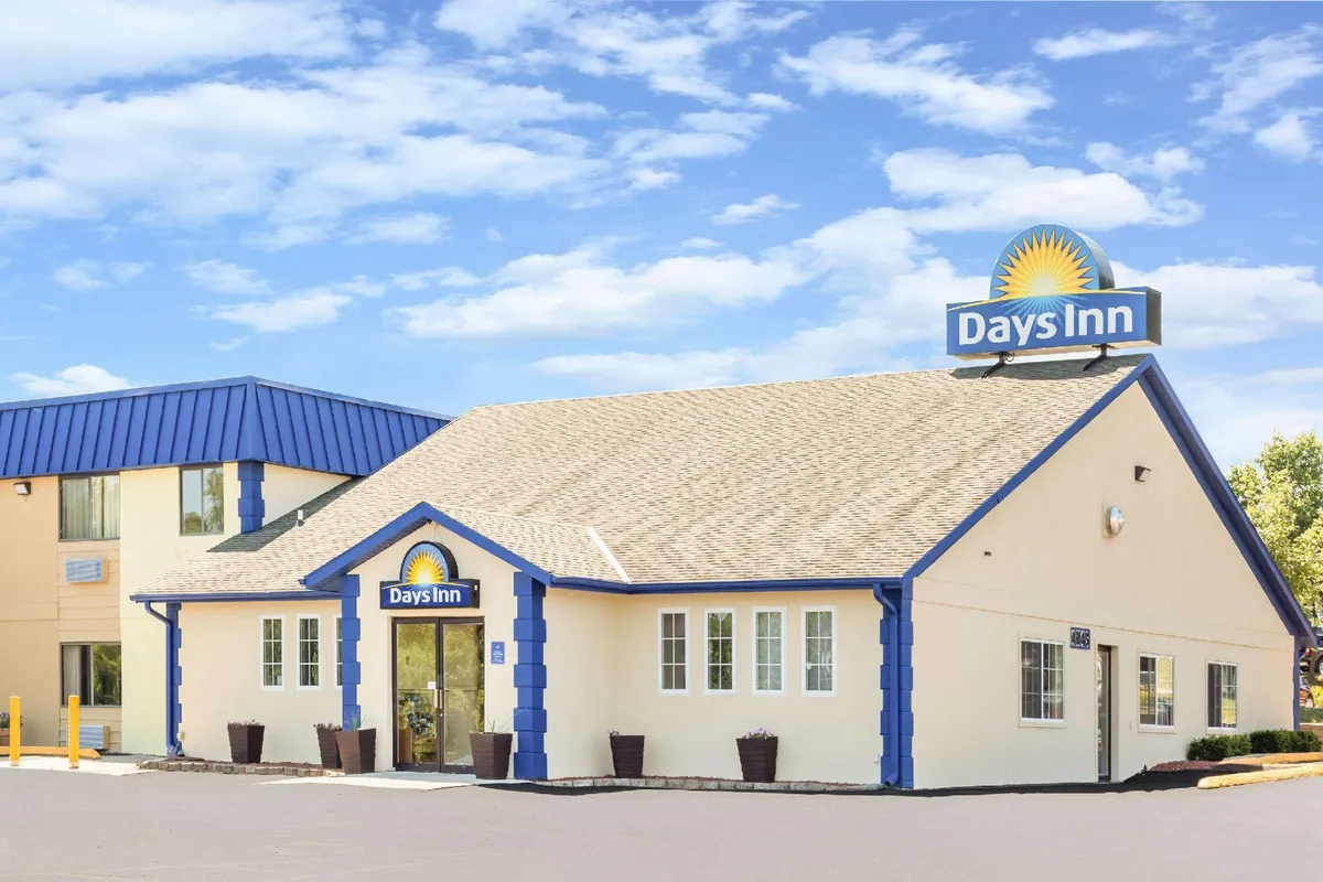 Image of Days Inn by Wyndham Des Moines Merle Hay