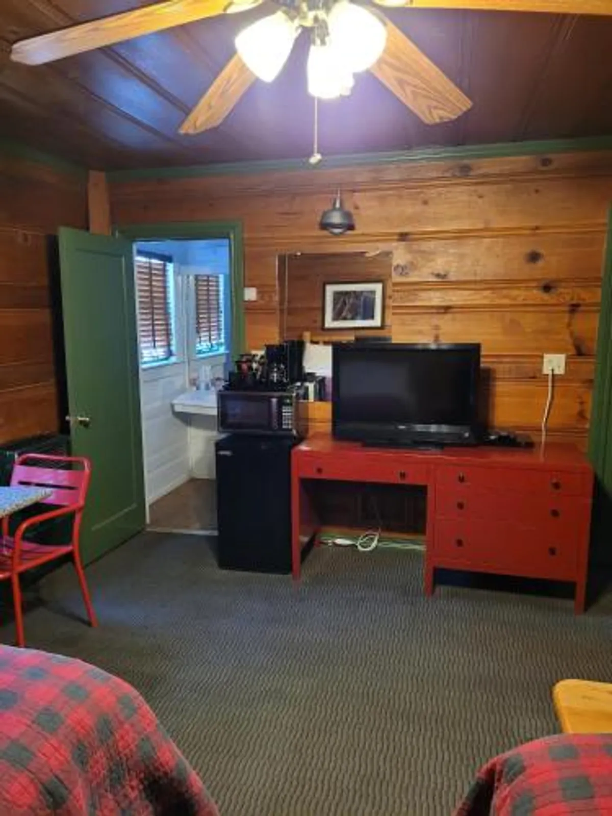 Image of Shaver Lake Village Hotel