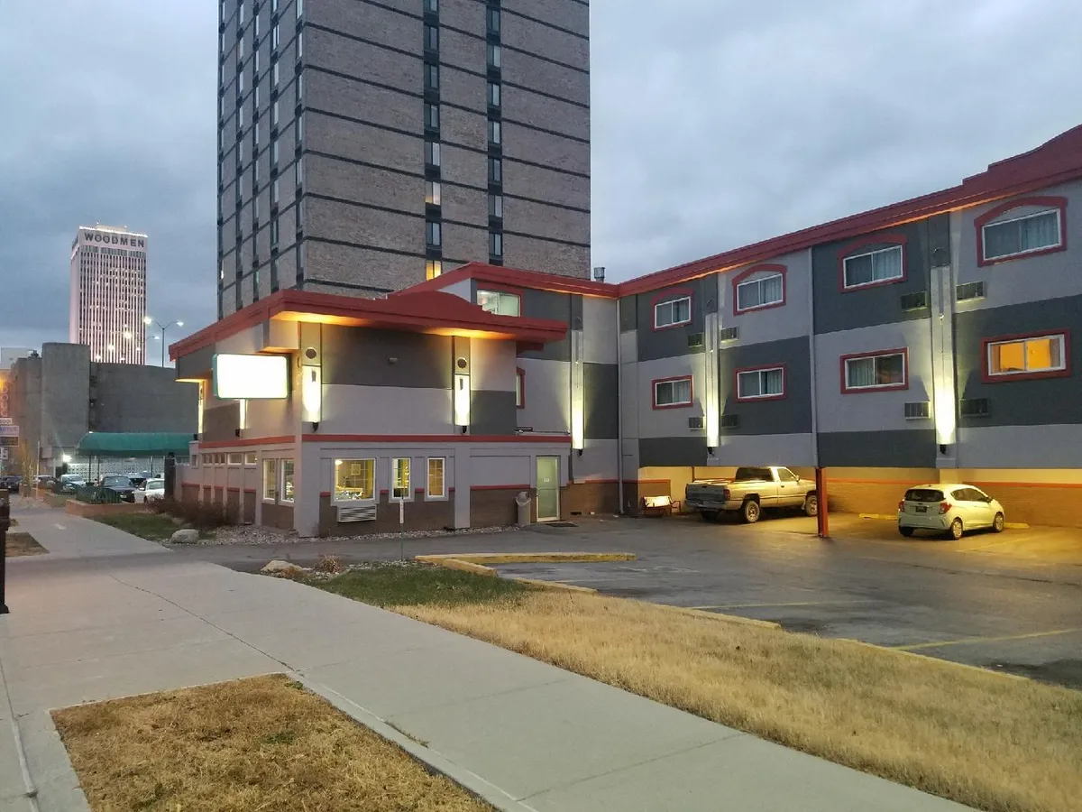 Image of 402 Hotel