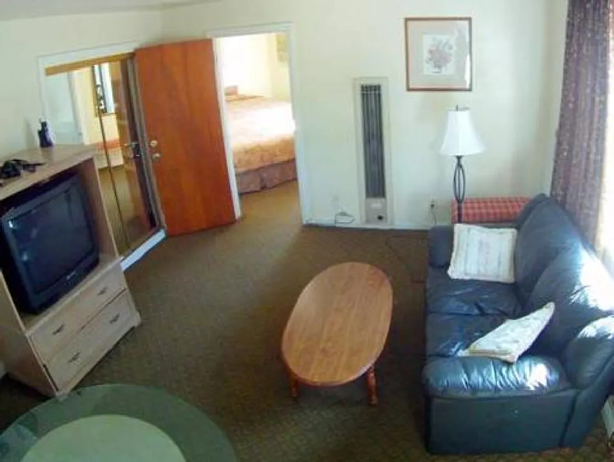 Image of Bayshore Inn Ventura