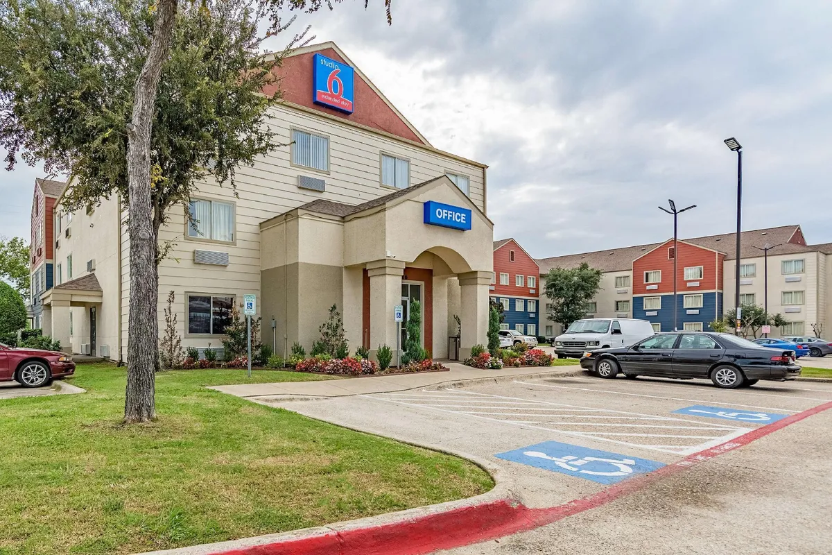 Image of Studio 6-Dallas, TX