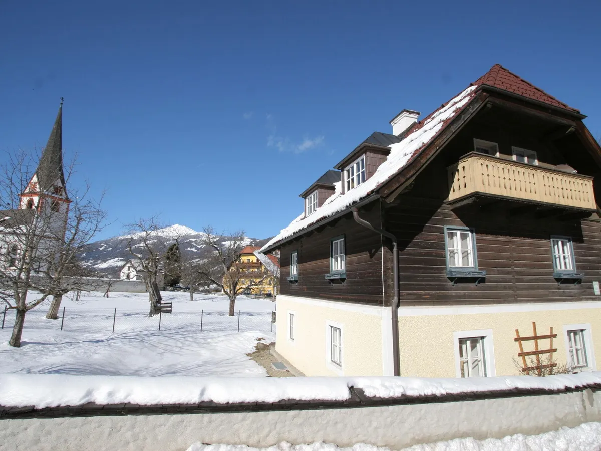 Image of Splendid Chalet with Garden, BBQ, Balcony, Heating, Parking