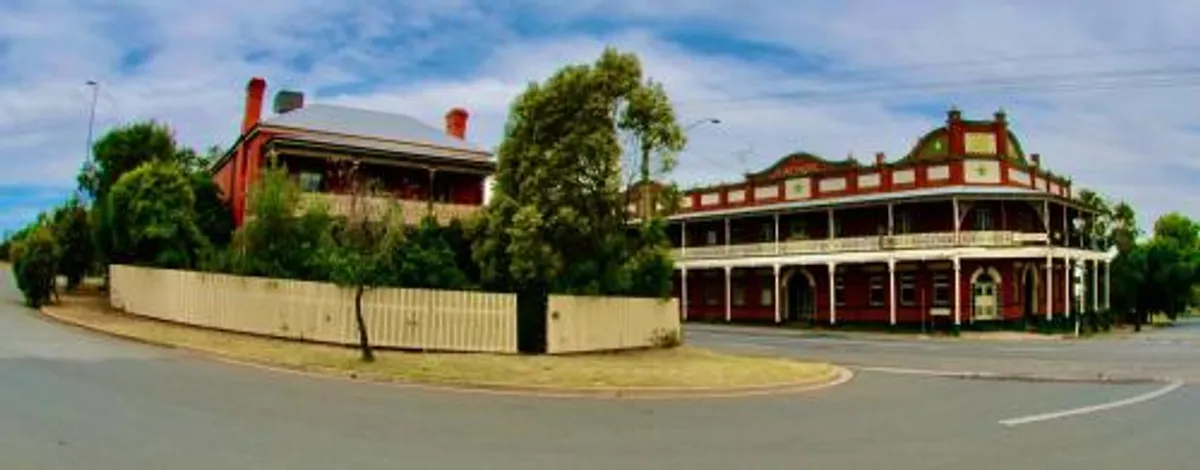 Image of HISTORIC STAR LODGE and STATION MASTERS HOUSE NARRANDERA