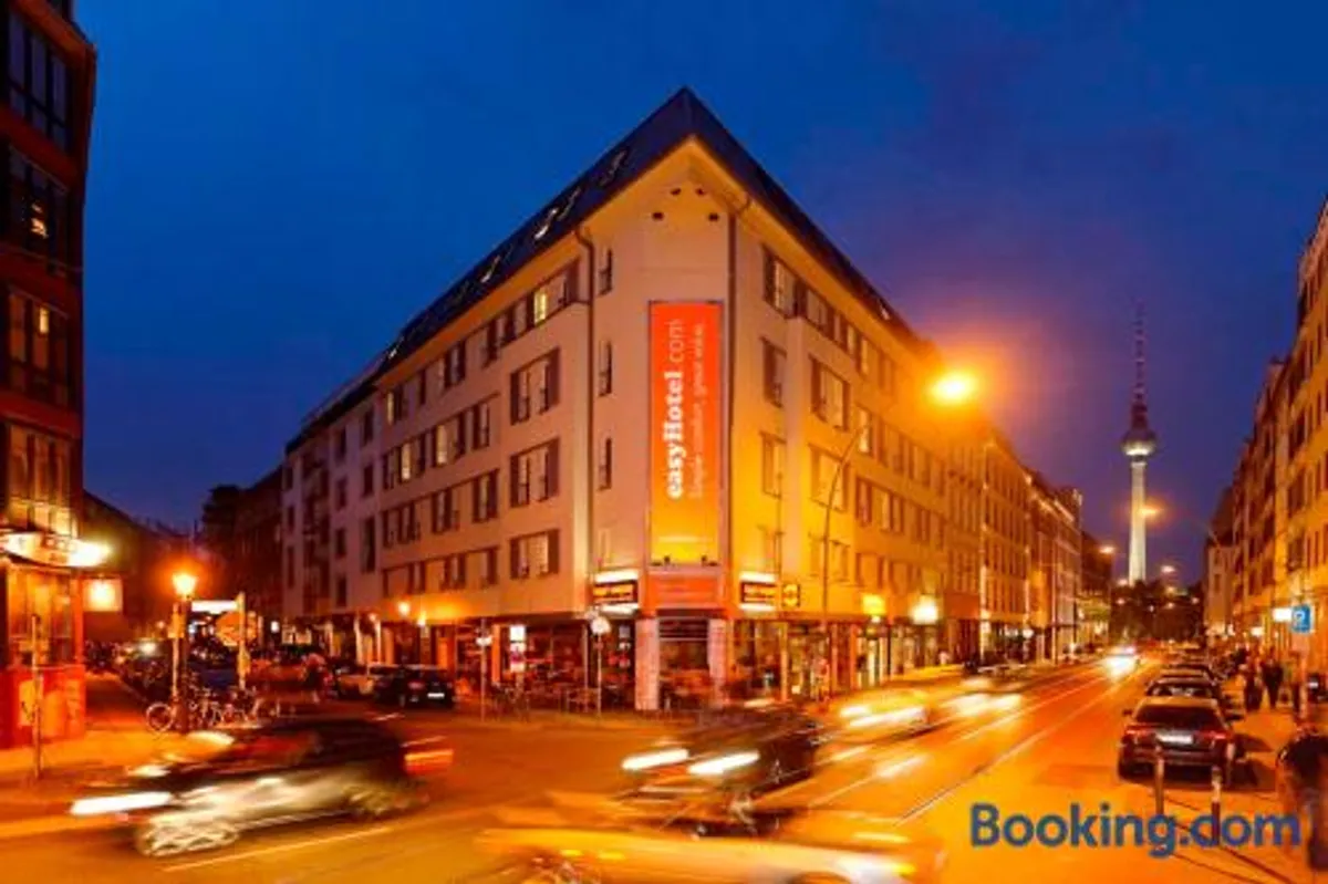 Image of easyHotel Berlin Hackescher Markt