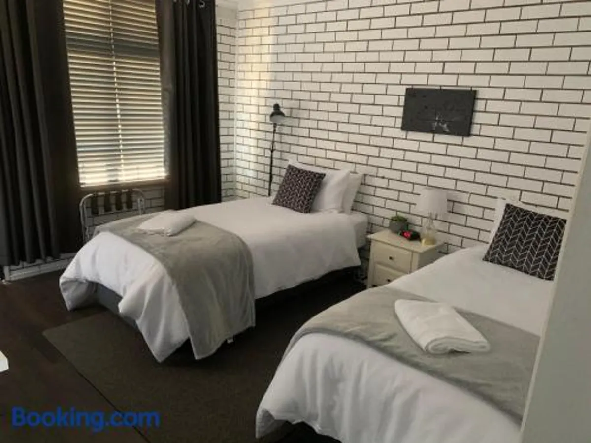 Image of Kings Avenue Motel