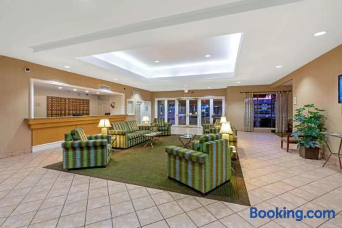 Image of La Quinta Inn by Wyndham Phoenix North