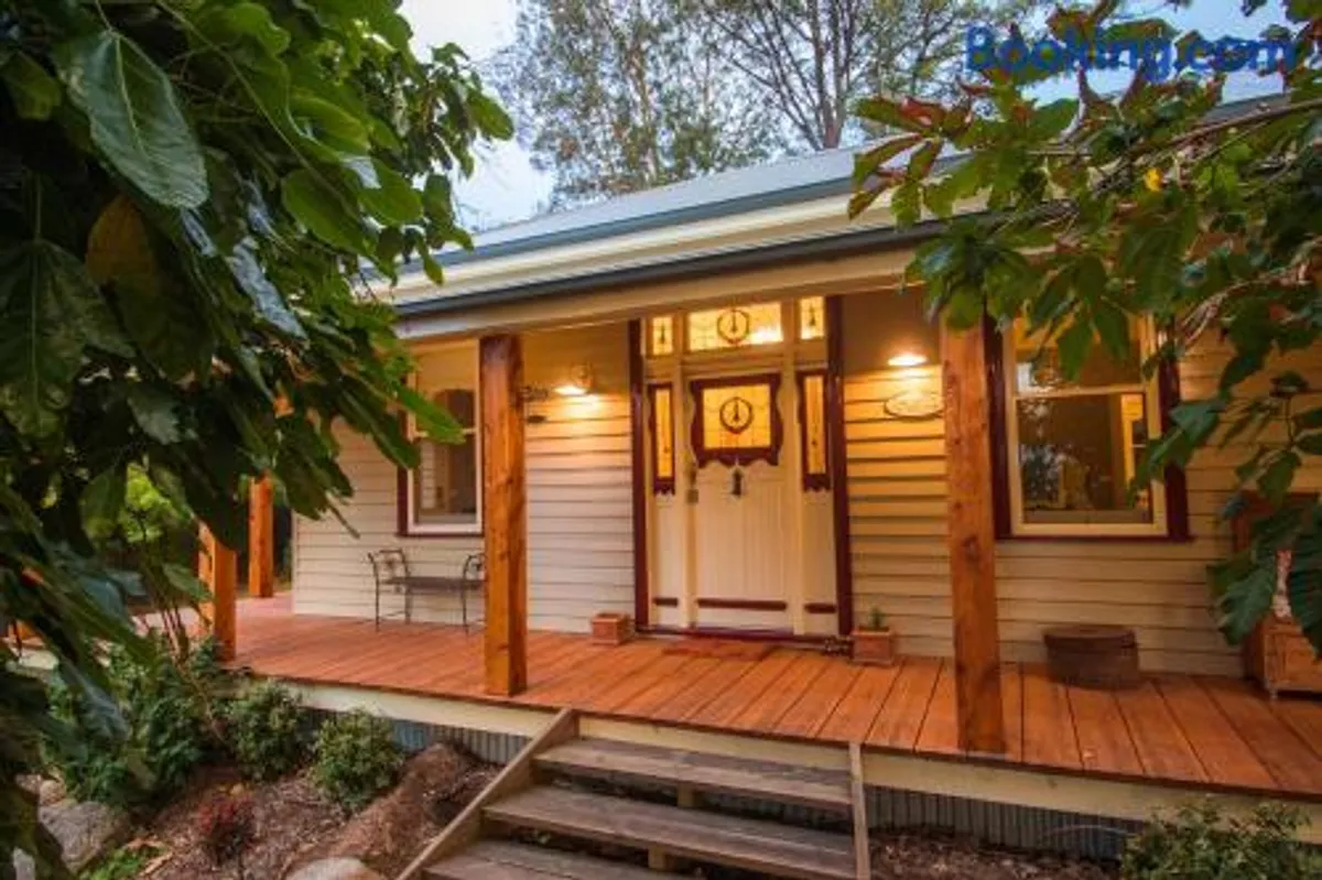 Image of The Oaks Lilydale Accommodation