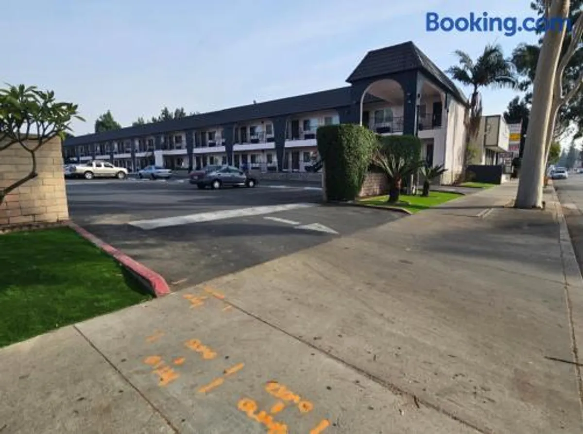 Image of Flamingo Inn